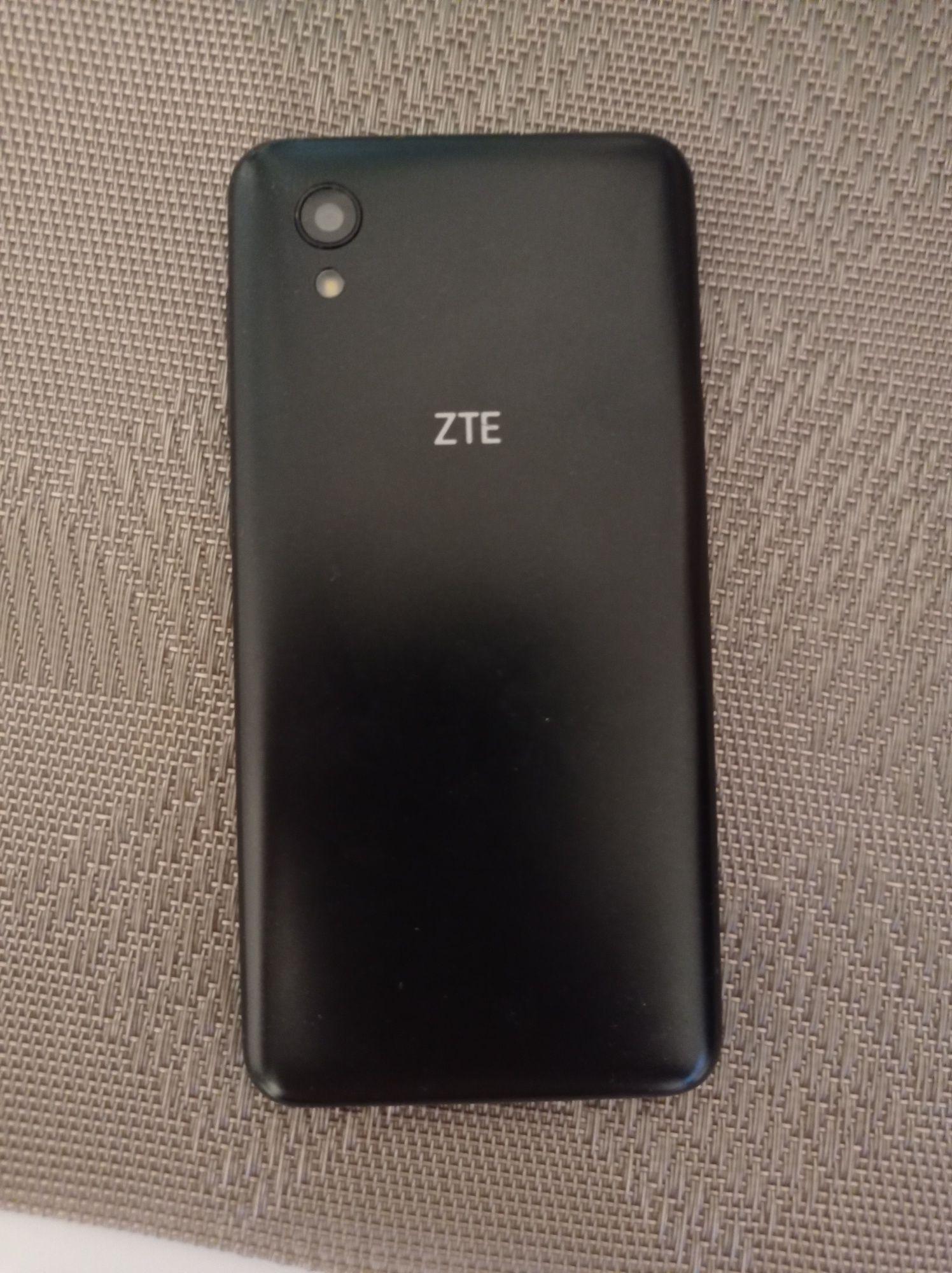 Продам  ZTE Blade L8 в наявности