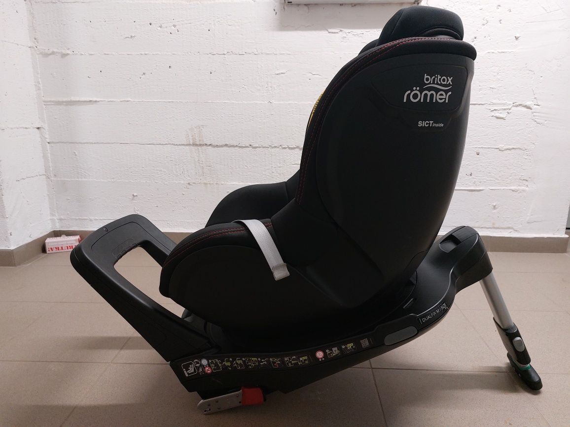 Britax Romer Dualfix M i-Size