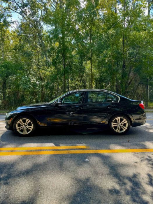 BMW 3 Series 330i xDrive      2017