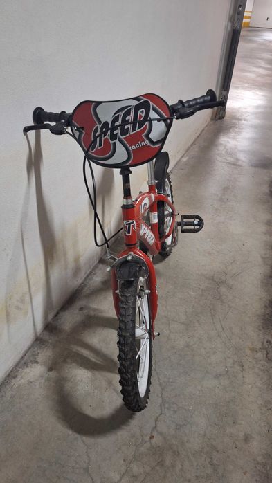 Duas Bicicletas de Criança como Novas
