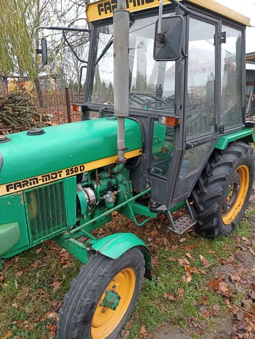 Ciągnik Farm/mot 250 D