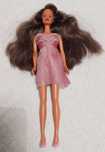 Barbie morena com roupa e sapatos originais