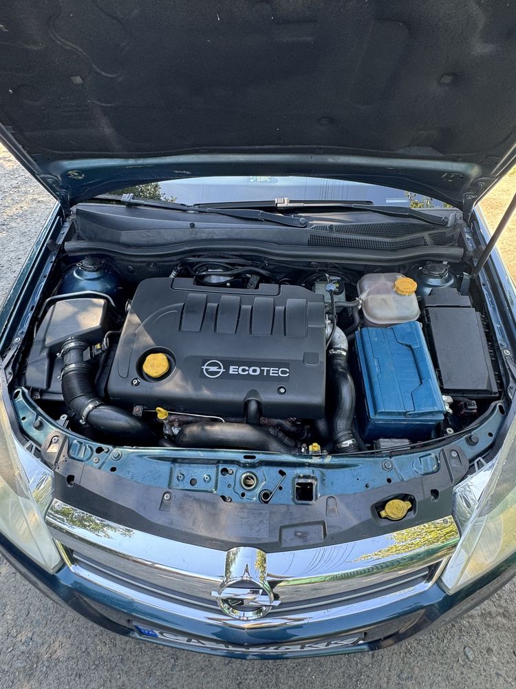 Opel Astra 1.9 SDTI в рідні фарбі
