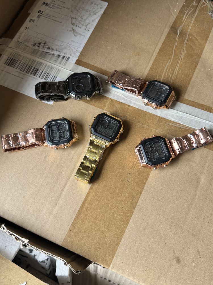 Zegarki elektroniczne unisex wielofunkcyjne 6szt w cenie jednego