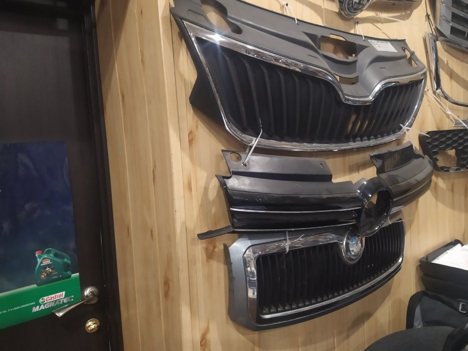Решетка touareg nf tiguan CC skoda a5 a7 passat b7 b8