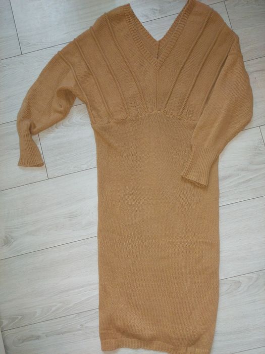 Nowa sukienka swetrowa r.40 25zl