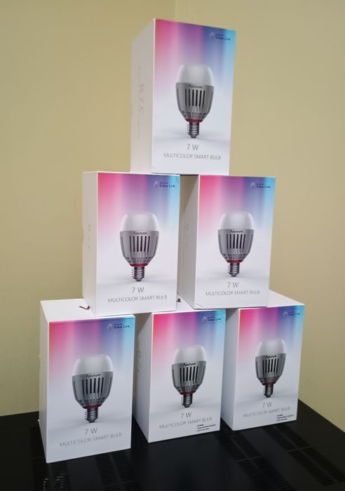 Aputure B7C , RGBWW LED лампочки для відео, Amaran