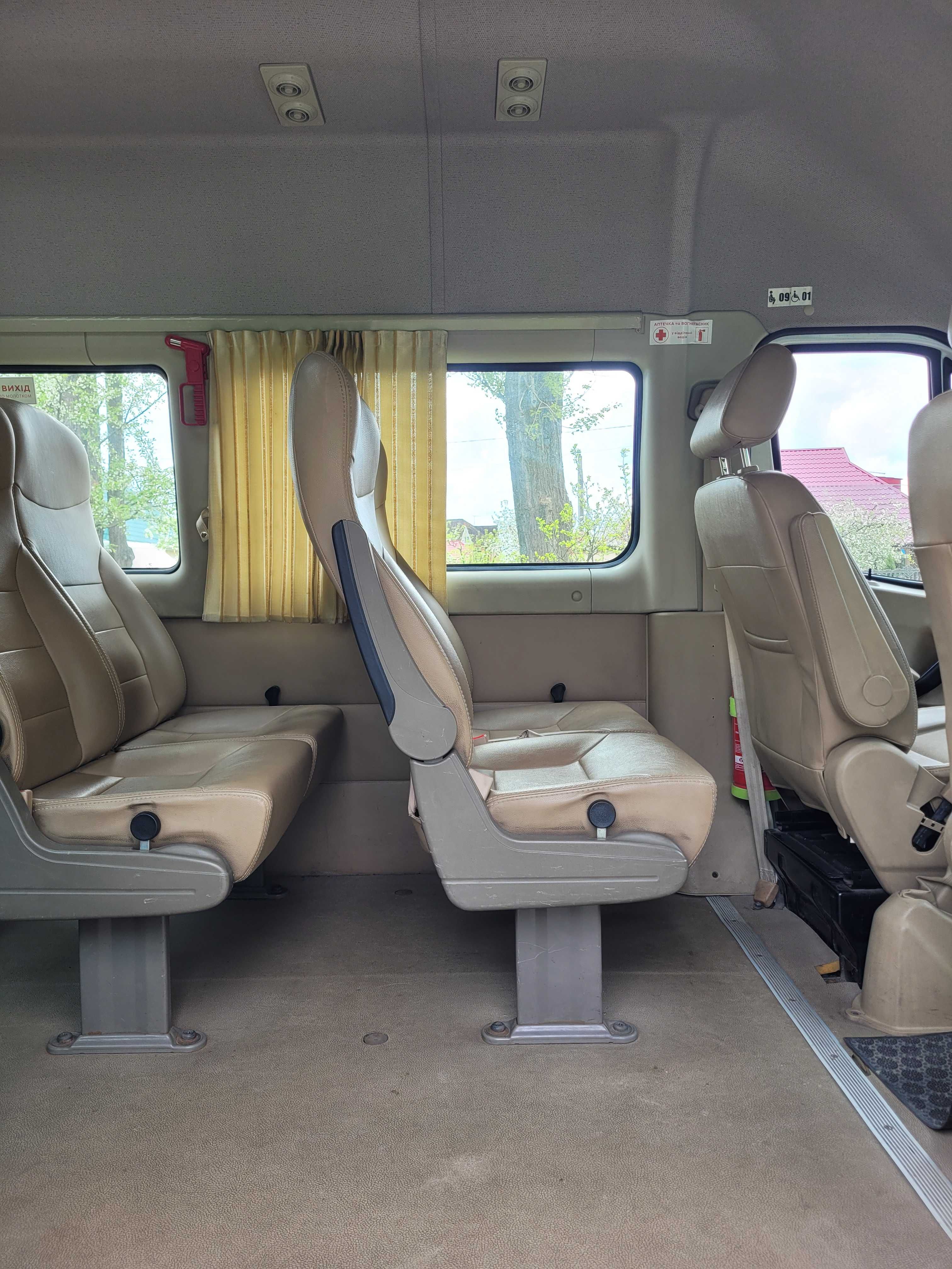 Пасажирський мікроавтобус JAC HK 6604 2021