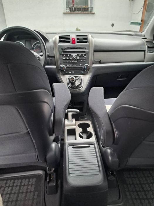 Sprzedam ---  Honda CR-V