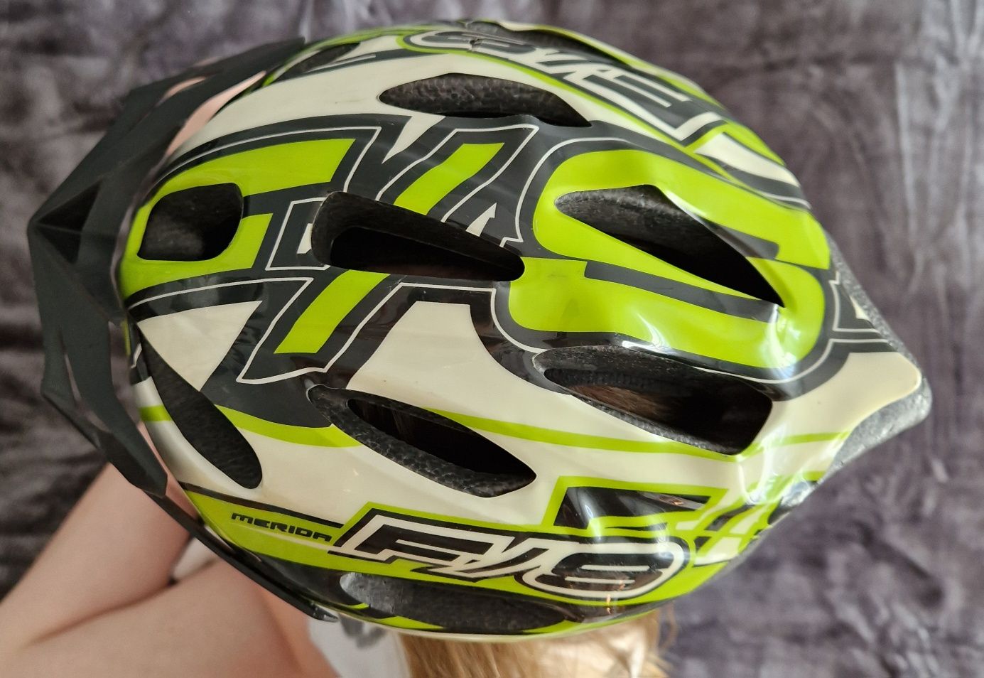 Kask na rower,wrotki, deskorolkę