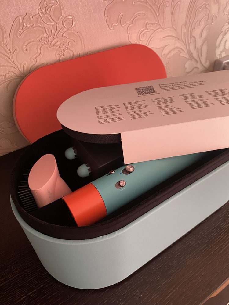 Стайлер Dyson Airwrap hs05