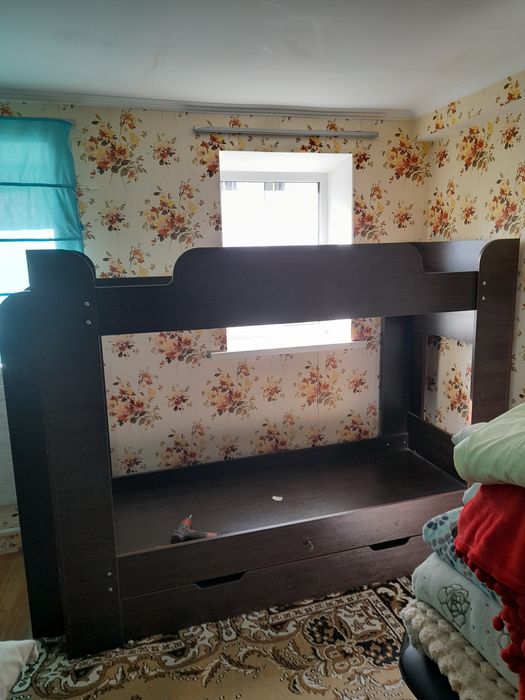 Двухъярусный детское кровать