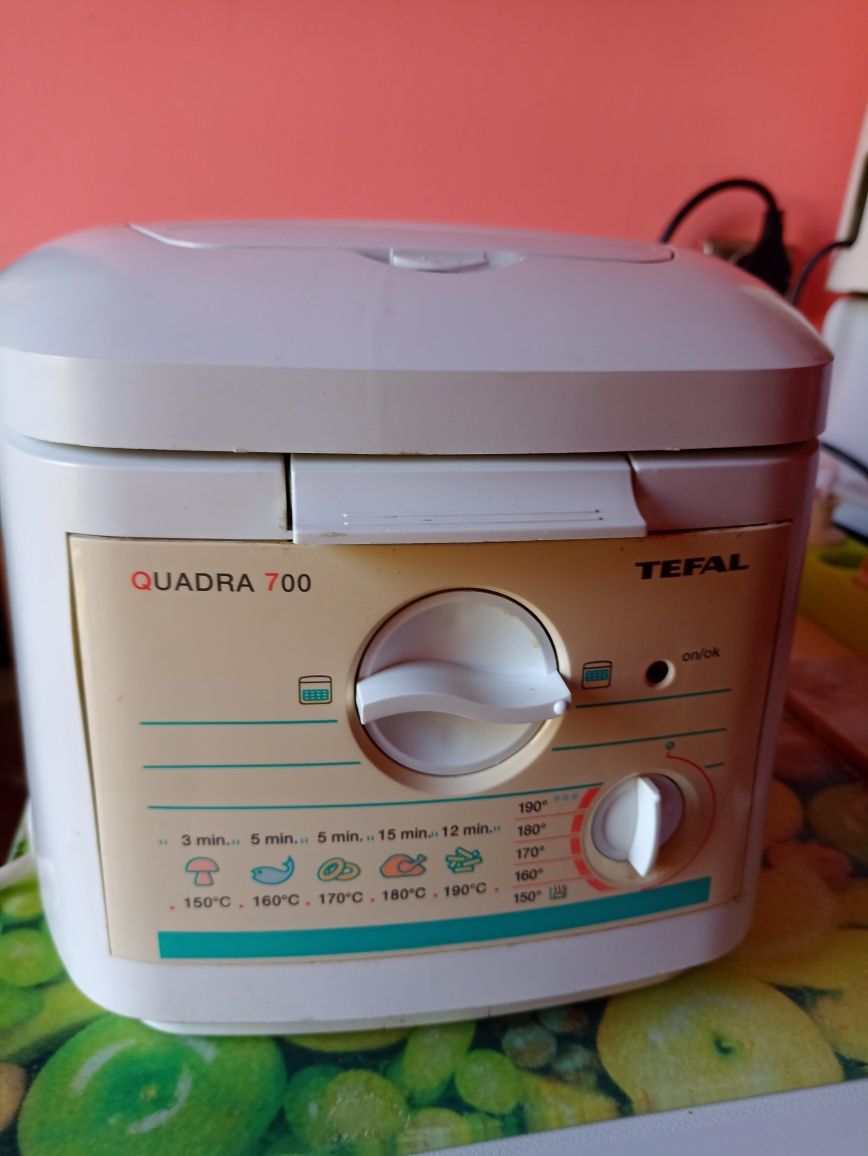 Grzybowo Kołobrzeg sprzedam niewielką frytkownice  firmy TEFAL