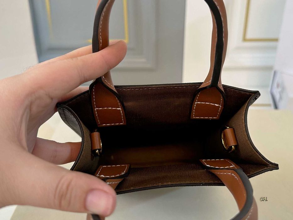 Mała torba typu tote marki Celine