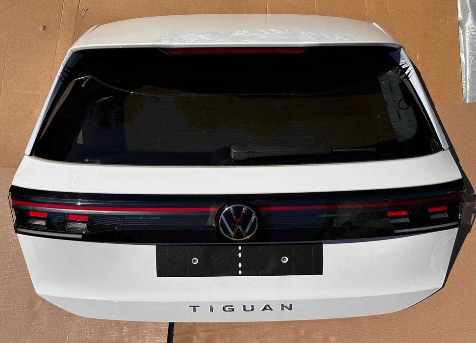 Розборка vw tiguan 2024 2025 бампер крило фара капот двері