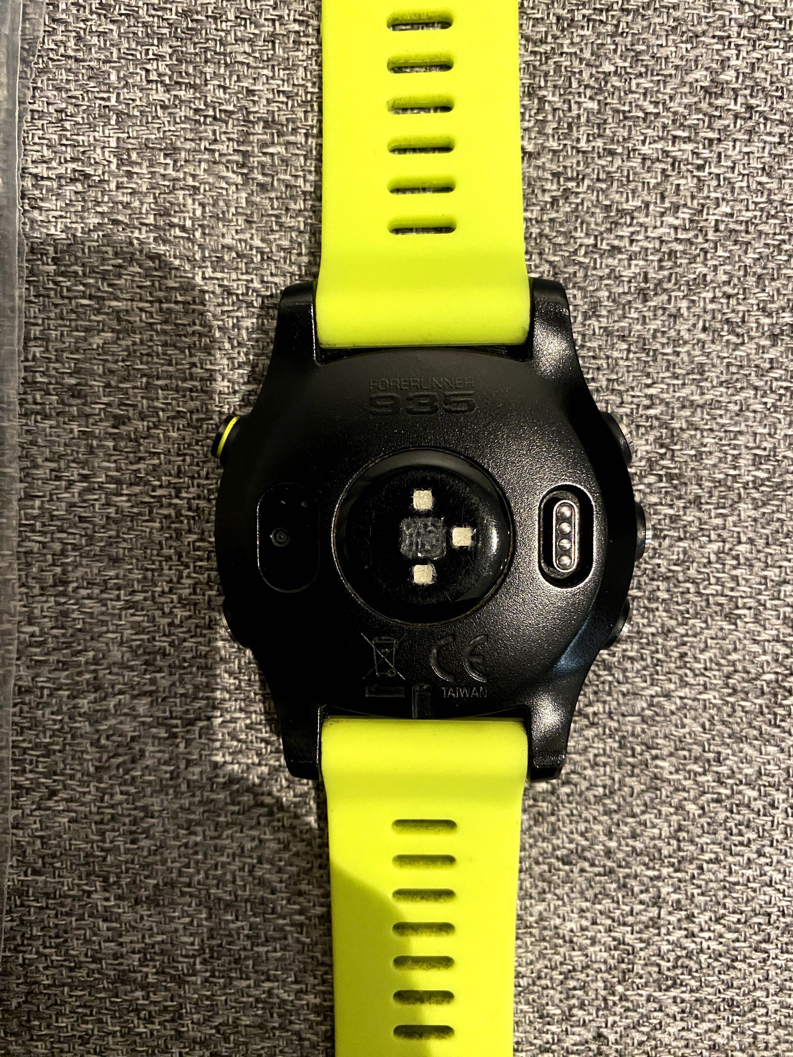 Garmin Forerunner 935 Tri Bundle – pełny zestaw