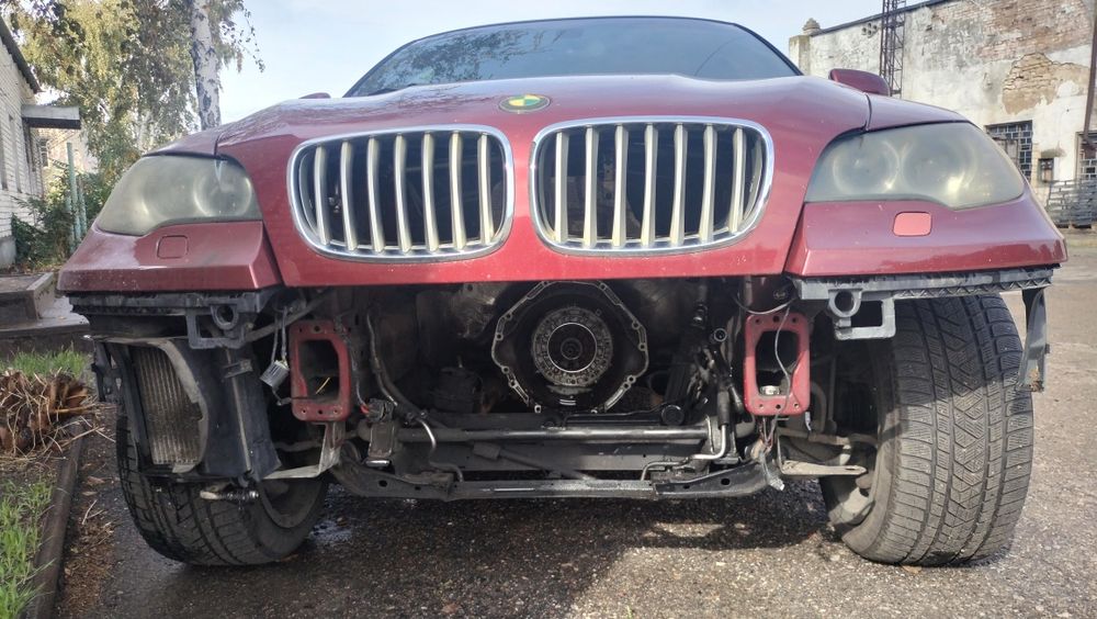 BMW X6 4.4 бензин