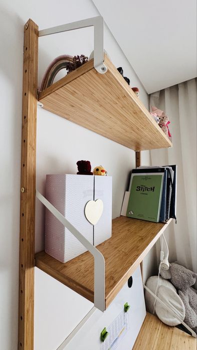 Secretaria + Prateleiras em Bamboo