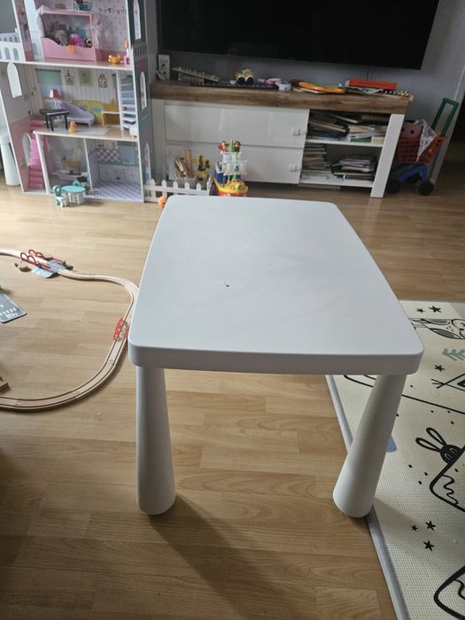Bialy stolik ikea mamut mammut