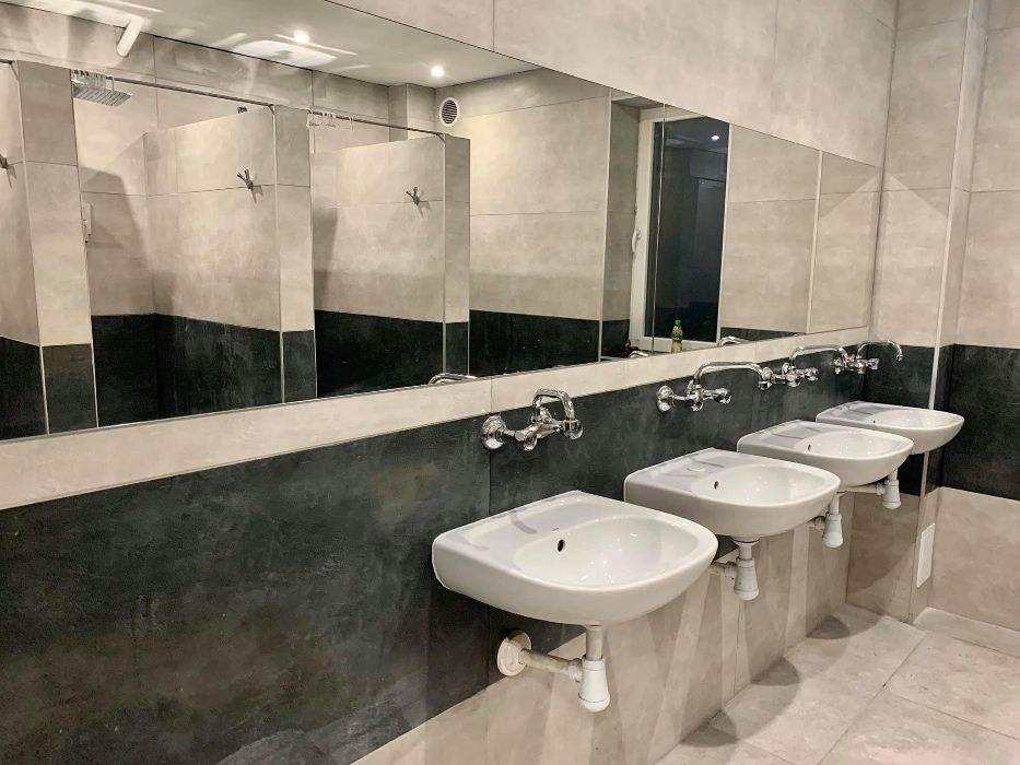 Od 32 zl Kwatery pokoje hotel pracowniczy / Вільні кімнати