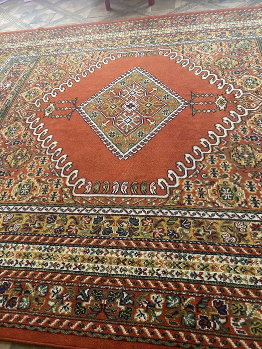 Килим вовняний , розмір 3 на 4