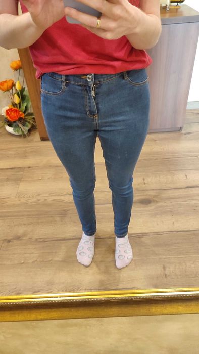 Damskie jeansy skinny