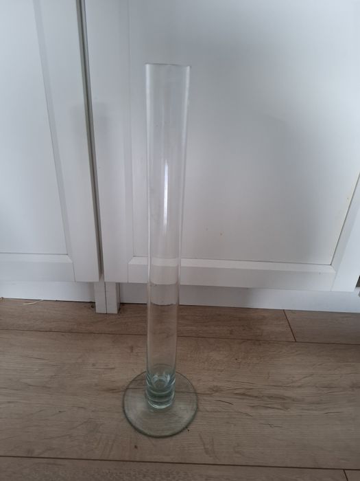 Szklany wysoki smukły transparenty wazon na kwiatek, cylinder, tuba