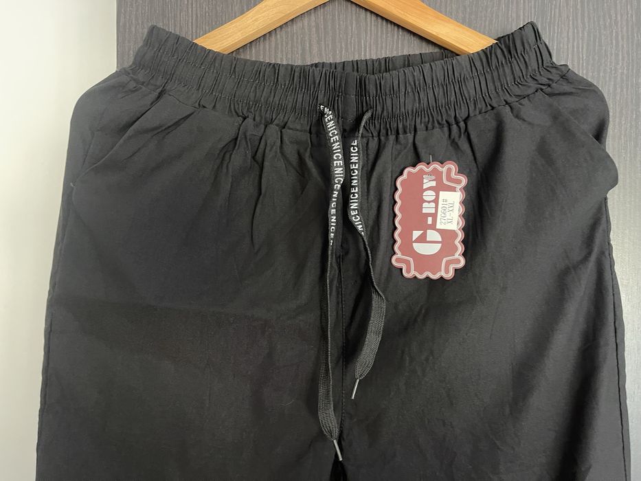 Calças elasticas pretas