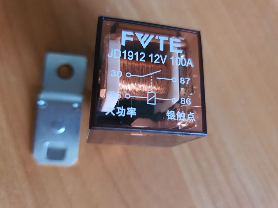 Реле 12в 100а, 4 контакта водонепроницаемое