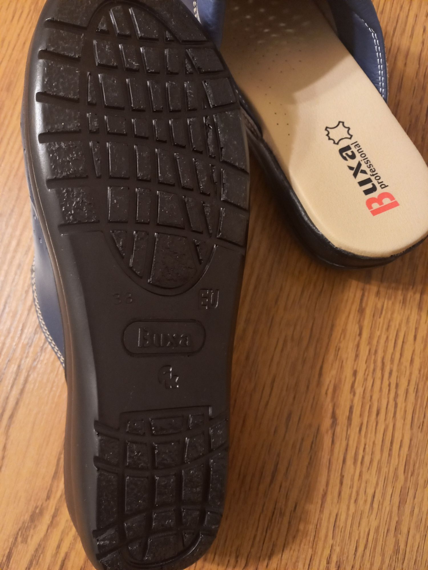 Buty drewniaki firmy Buxa