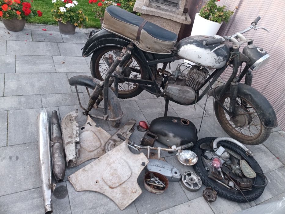 SHL  M11  175 Zarejestrowana WSK WFM