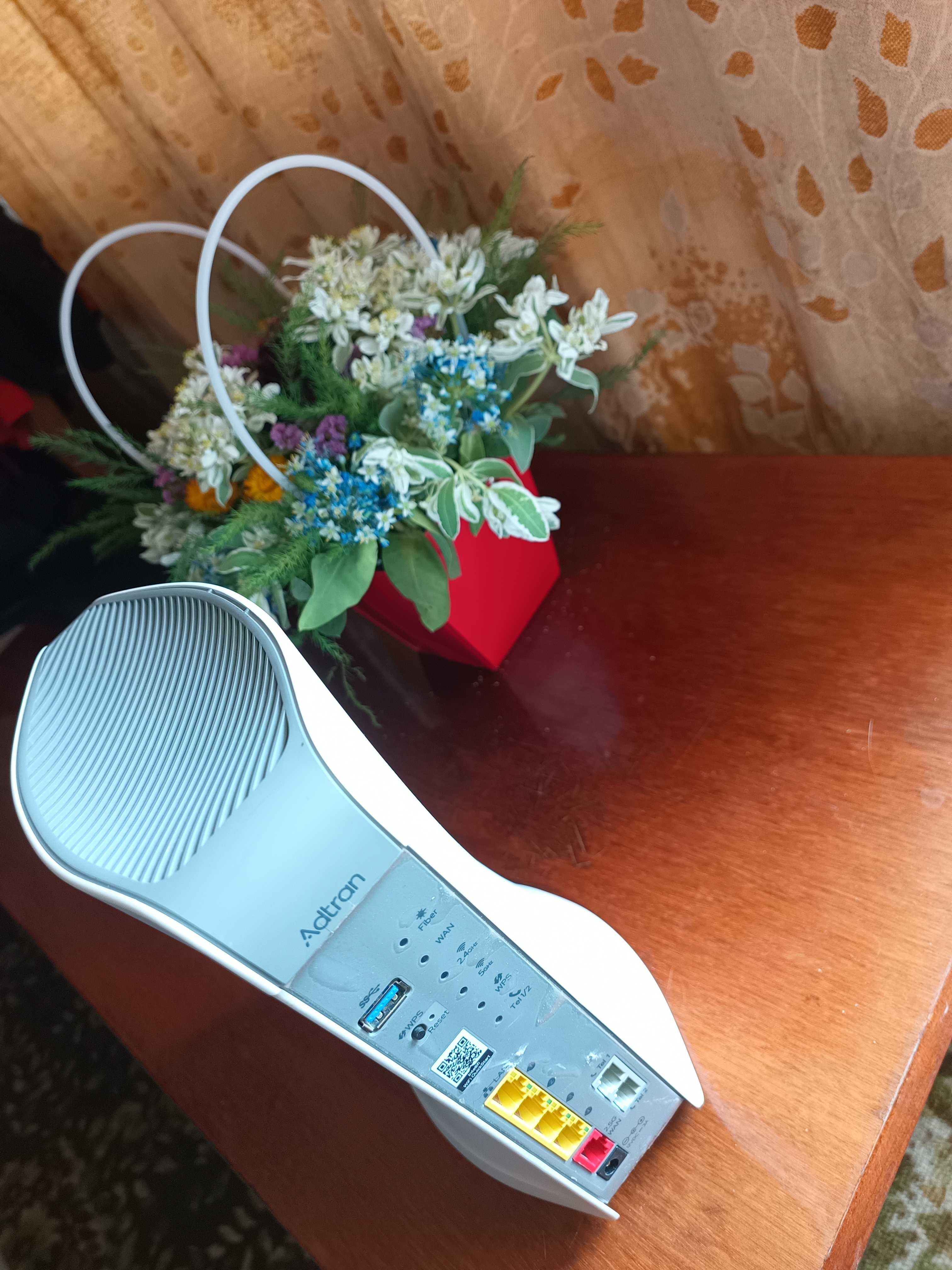 Adtran 854-v-6 SDG
Двохдіапазонний Wi-Fi 6 Mesh Ethernet + шлюз