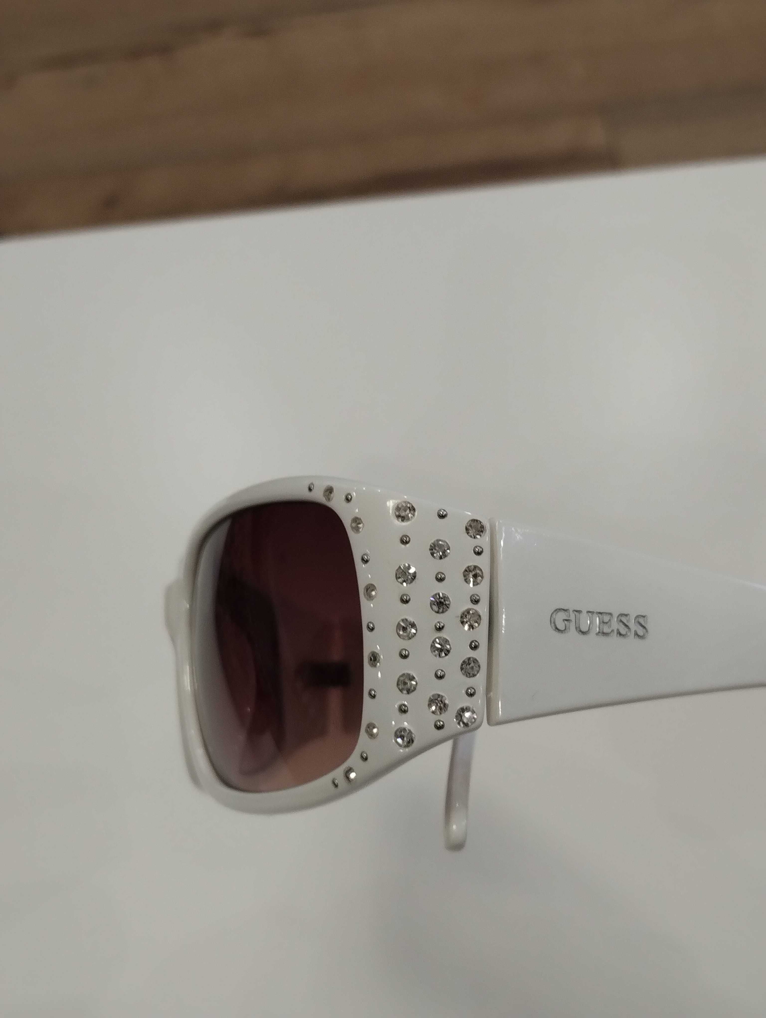 Guess-GU6268 WHT-34  -okulary przeciwsłoneczne ,damskie