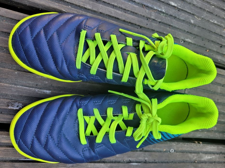 Buty do piłki nożnej (2 pary) rozmiar 36 (Huari, Kipsta)