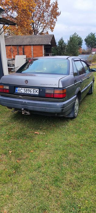 Volkswagen Passat 3, 1.9 D.хороший стан