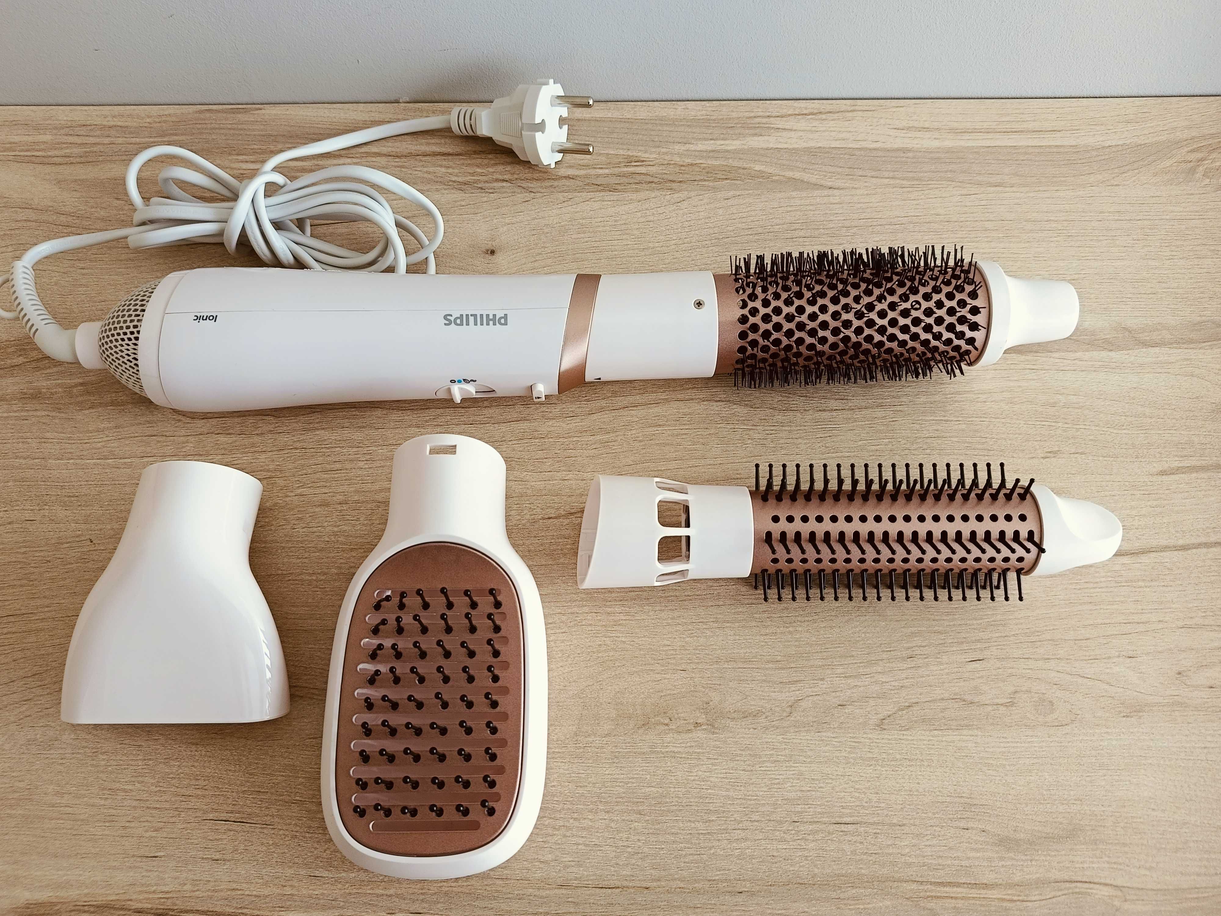 Lokówko-suszarka z jonizacją Philips BHA310/00