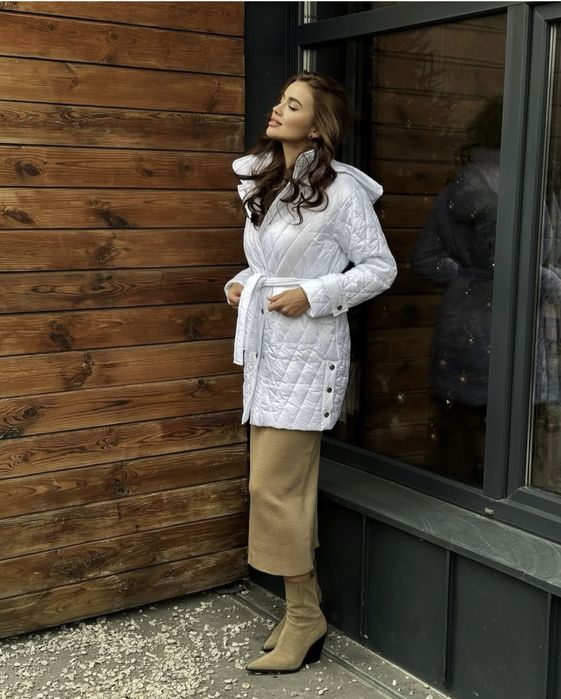 Розпродаж жіноча осіння подовжена куртка  s m l xl біла синя хакі беж