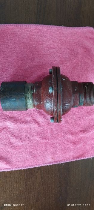 Продам  розширюючий бачок.