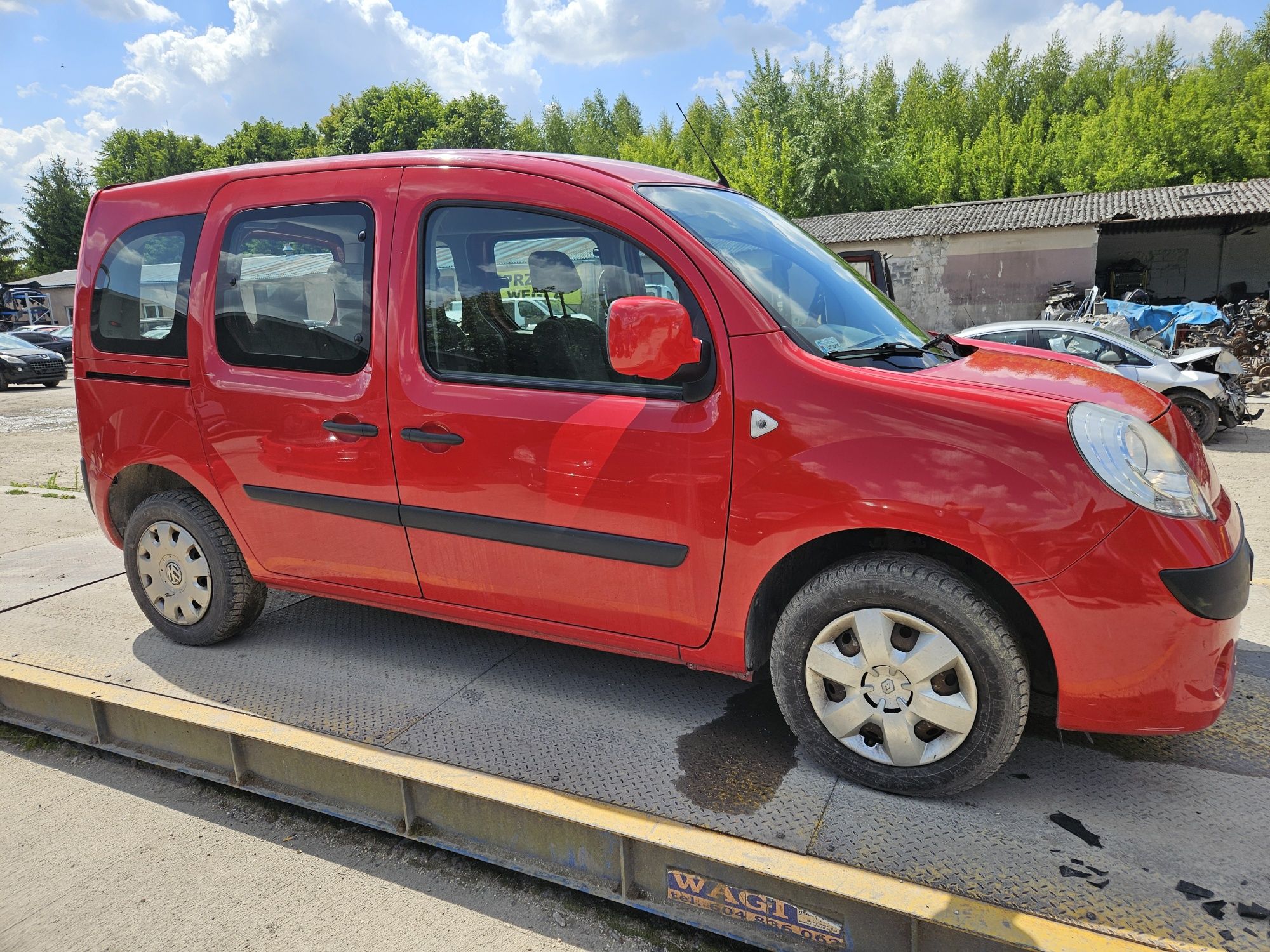 Renault Kangoo II przód maska błotnik zderzak lampa chlodnice pas
