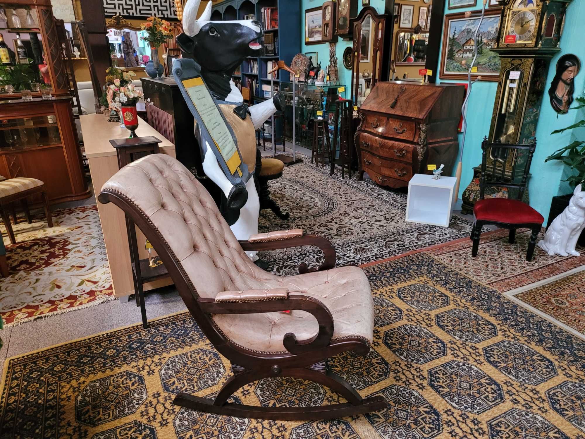 Cadeira de baloiço antiga em óptimo estado geral