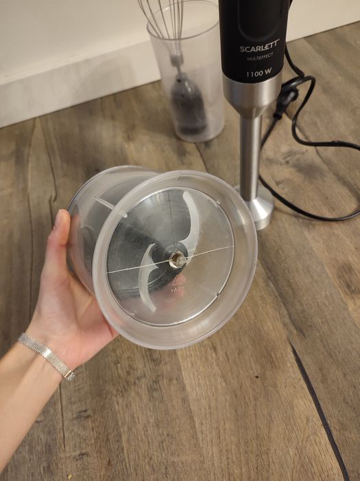 Блендер SCARLET робочий
