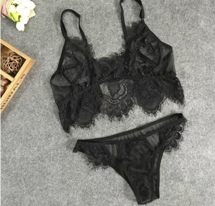 Жіночий еротичний комплект білизни