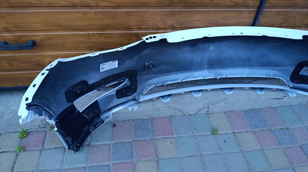 Бампер передній tesla model y 23- ev50402