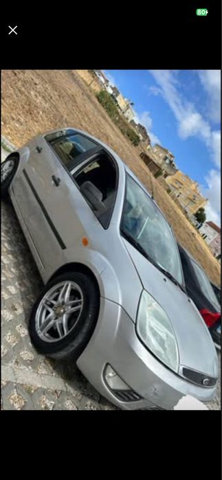 Ford Fiesta 2005 (funcional em dia)