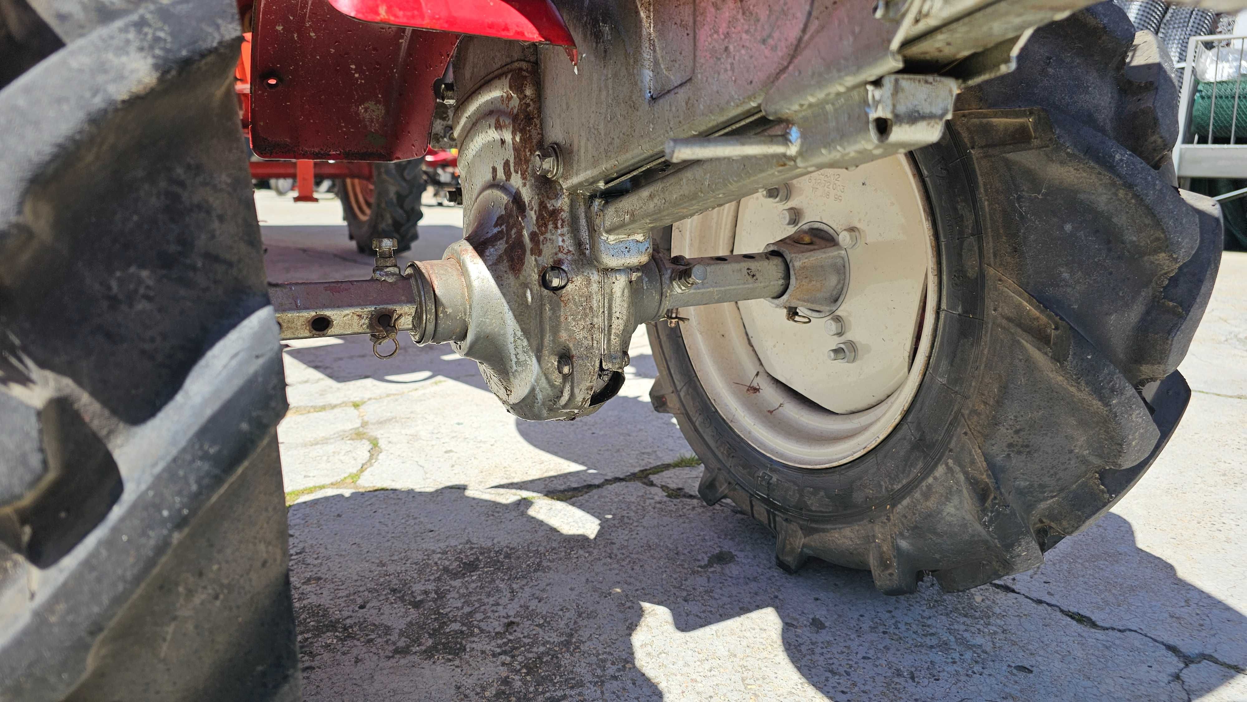 Motocultivador Honda F660 com Reboque
