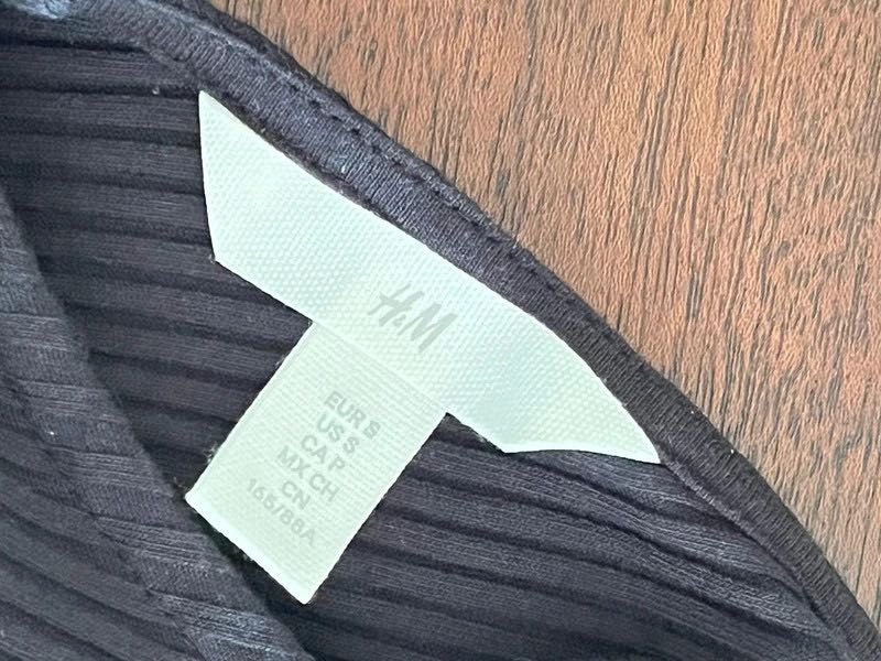 Top H&M de Alças Largas – Tamanho S Algodão Canelado  Preto  NOVO