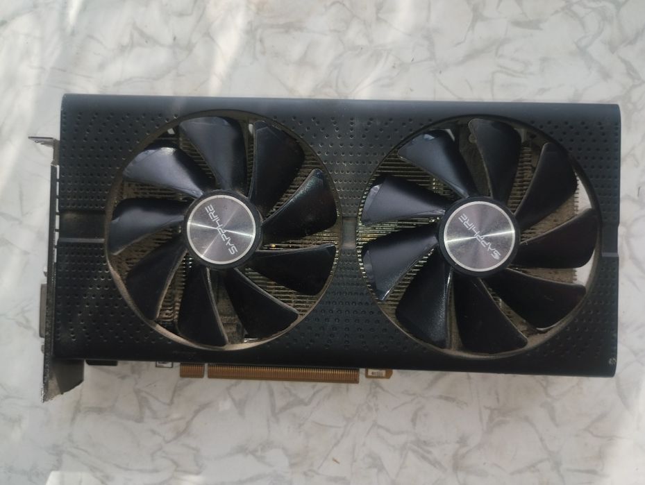 Видеокарта RX 570 8 Гб под восстановление
