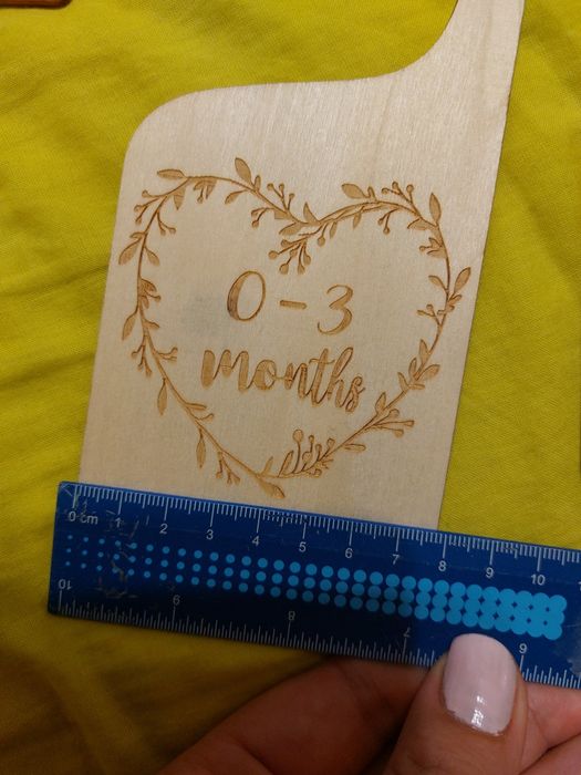 набір дерев'яних розділювачів для дитячого одягу
7 штук