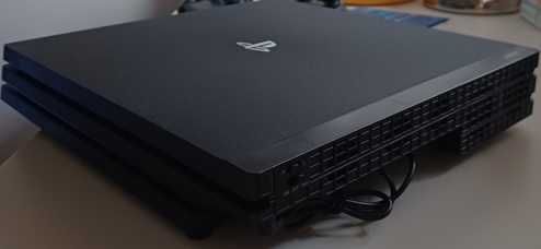 PS4 PRO 4K 1TB Black