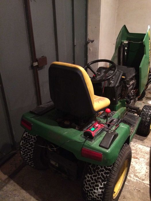 Трактор John Deere